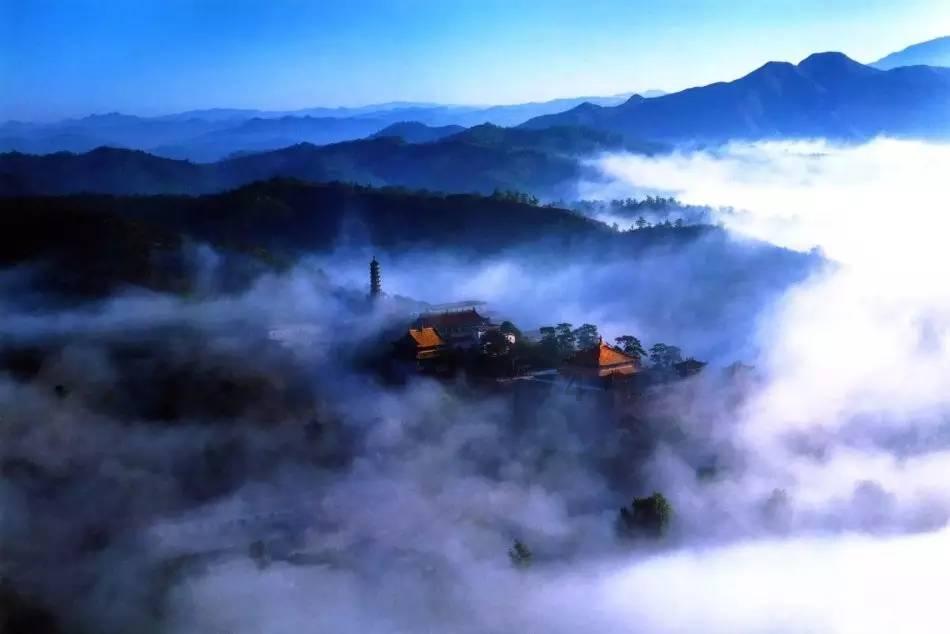 科技班车｜商务部：正抓紧推动出台规范和促进数据跨境流动的规定；亚马逊计划在密西西比州投资100亿美元，将创造至少1000个就业岗位
